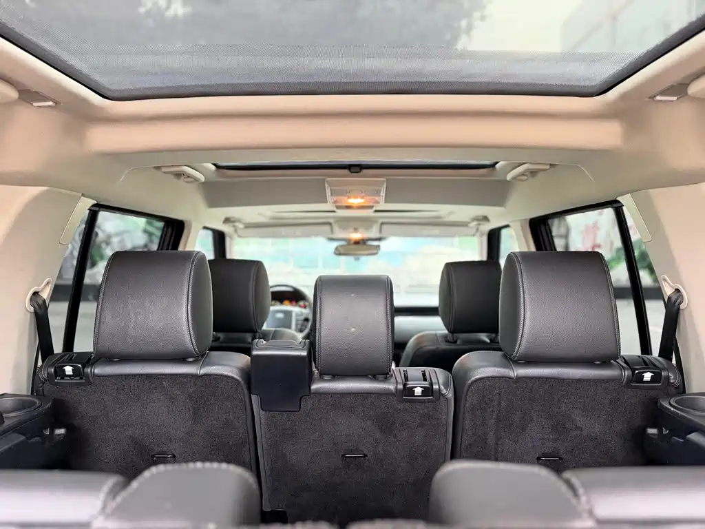 Land Rover Discovery 2015 3.0 SC V6 SE