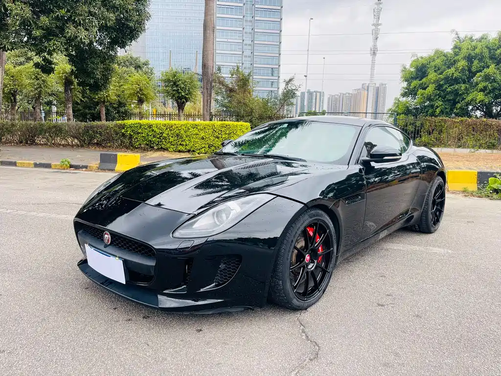 Jaguar F-TYPE 2015