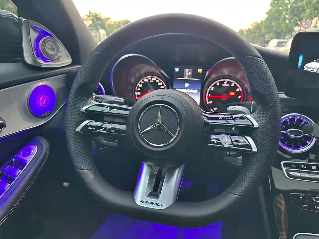 Mercedes-Benz C-Class — миниатюра 14