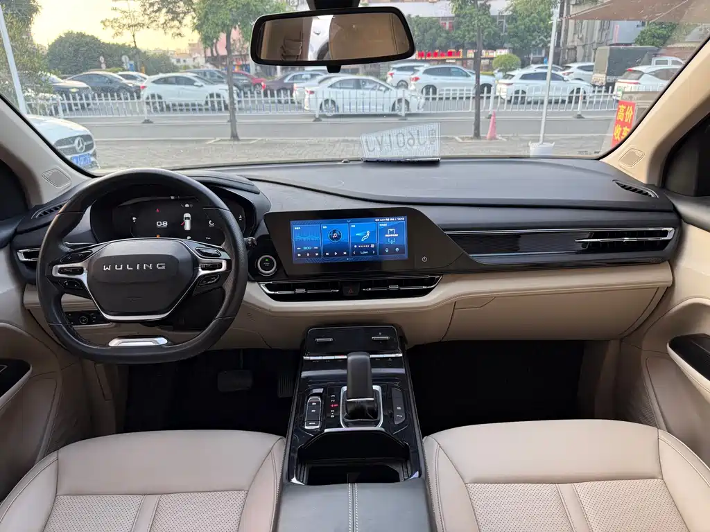 Wuling Victory — миниатюра 8
