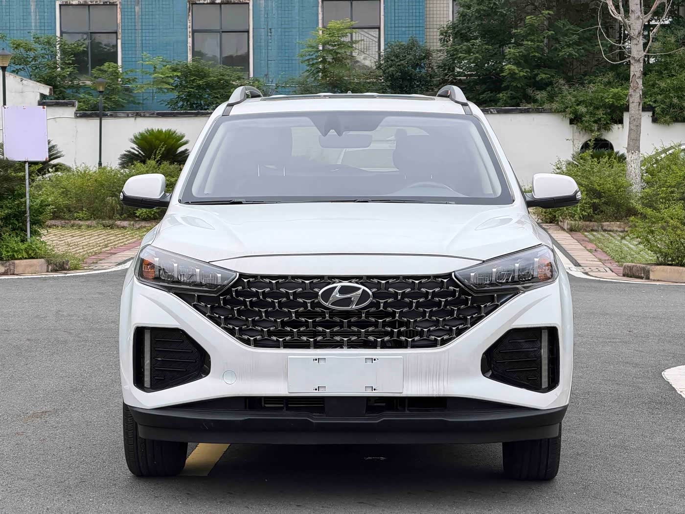 Hyundai Beijing Hyundai ix35 1.4 л 2022 г. Белый, пробег 26000 км