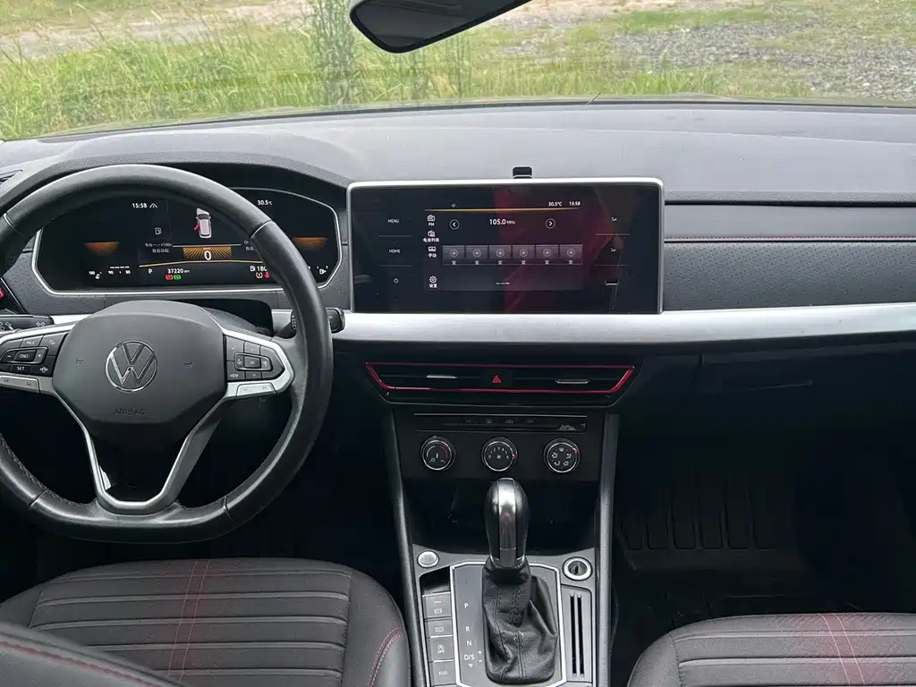 Volkswagen Lavida — миниатюра 6