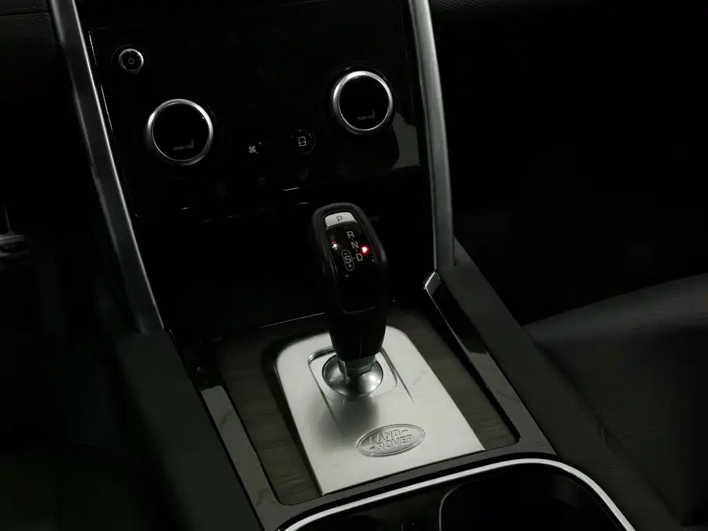 Land Rover Discovery Sport — миниатюра 13
