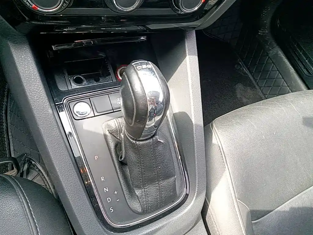 Volkswagen Sagitar — миниатюра 14