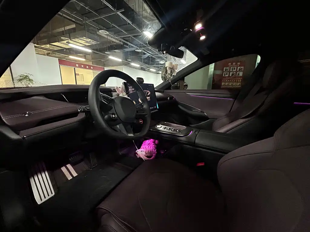 XIAOMI CAR XIAOMI SU7