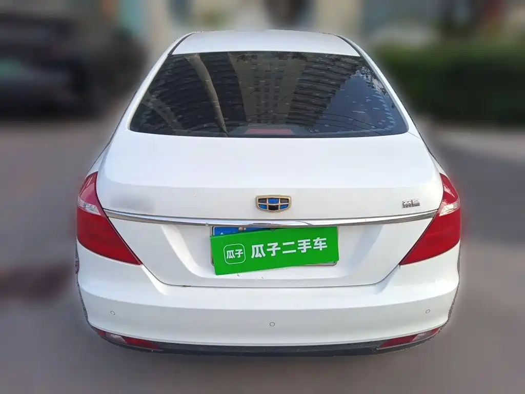 Geely Emgrand — миниатюра 5