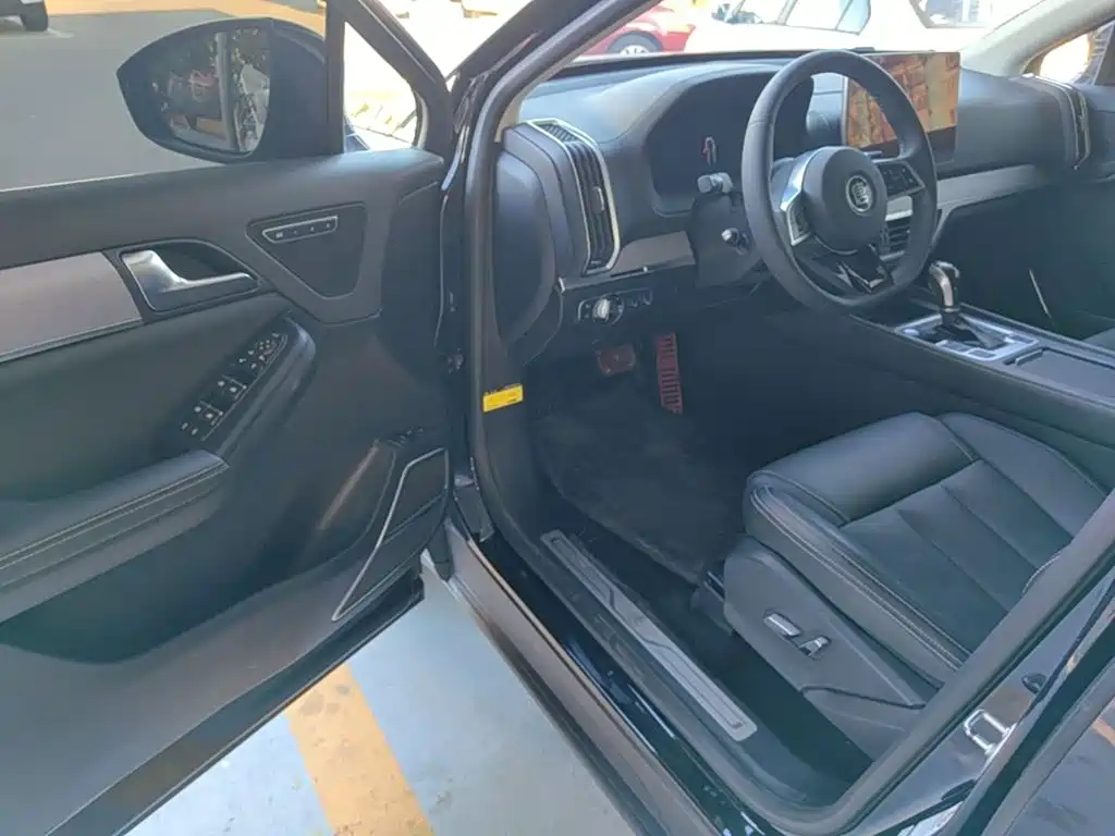 BYD Tang — миниатюра 16
