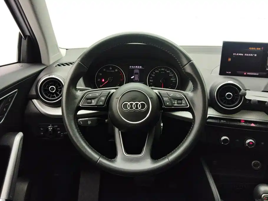 Audi Q2L — миниатюра 15