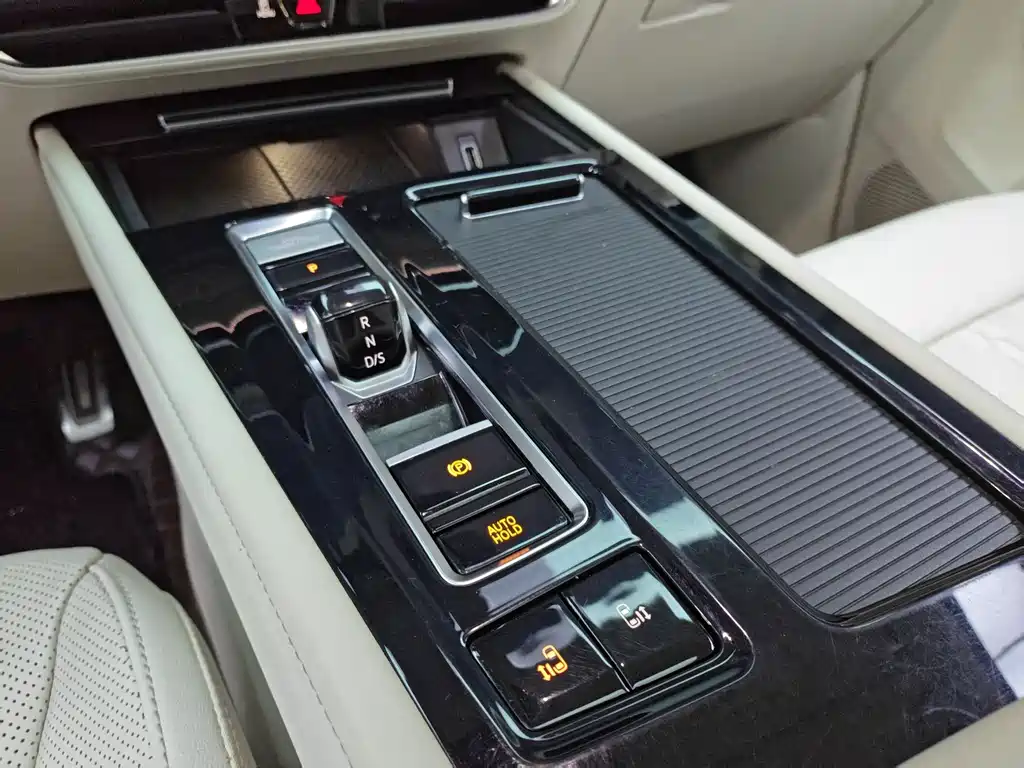 Volkswagen Viloran — миниатюра 6