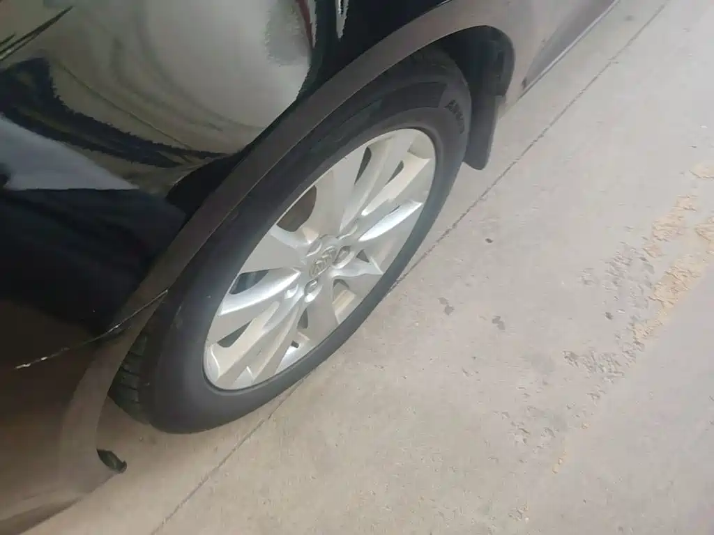 Buick LaCrosse — миниатюра 23