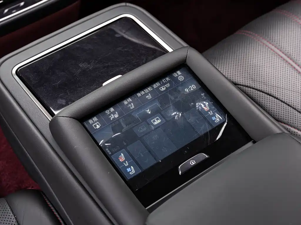 Lexus LS — миниатюра 15
