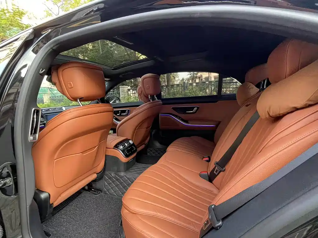 Mercedes-Benz S-Class — миниатюра 13