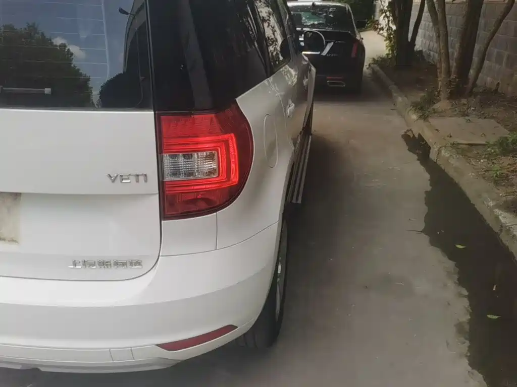 Skoda Yeti — миниатюра 8