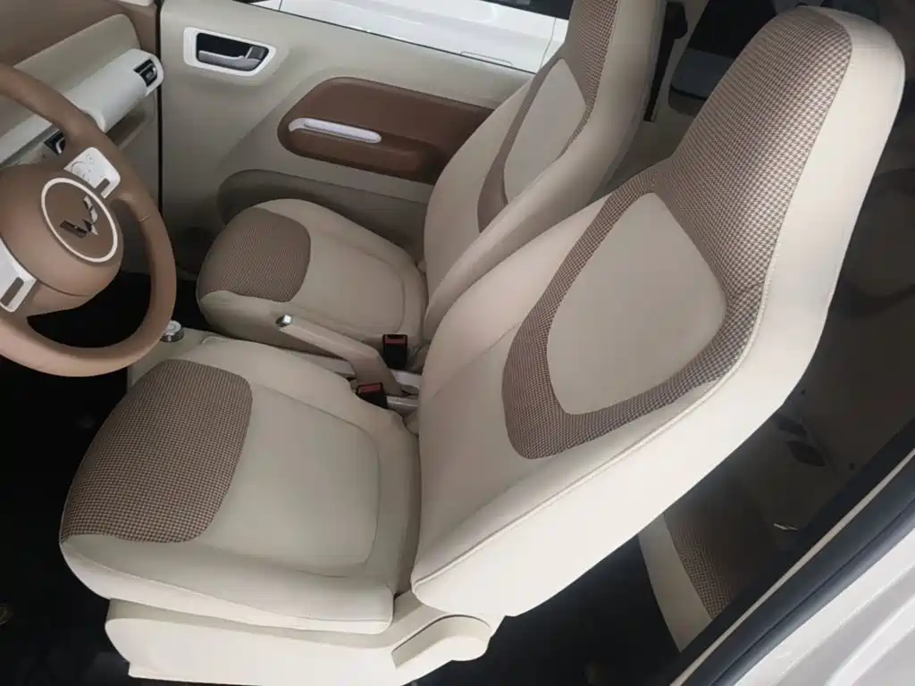 Wuling MINIEV — миниатюра 15