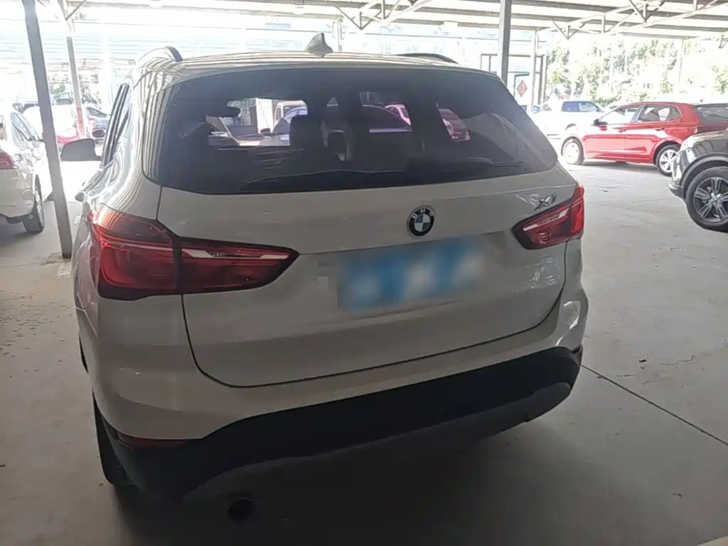 BMW X1 — миниатюра 6