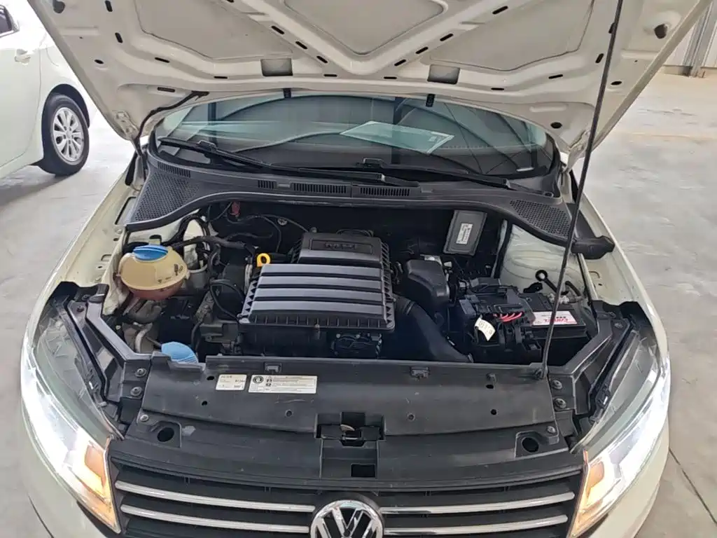 Volkswagen Santana — миниатюра 20
