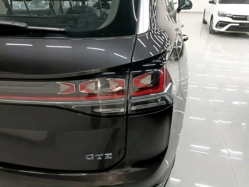 Volkswagen Tayron GTE — миниатюра 8