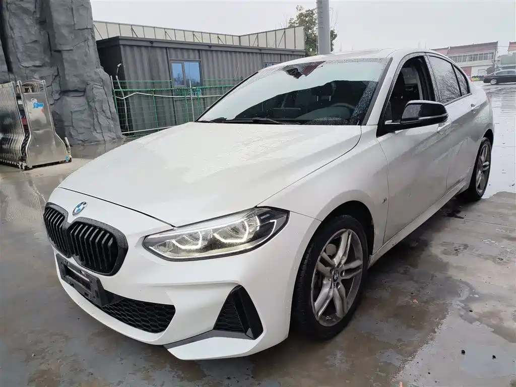 BMW 1 Series 2023