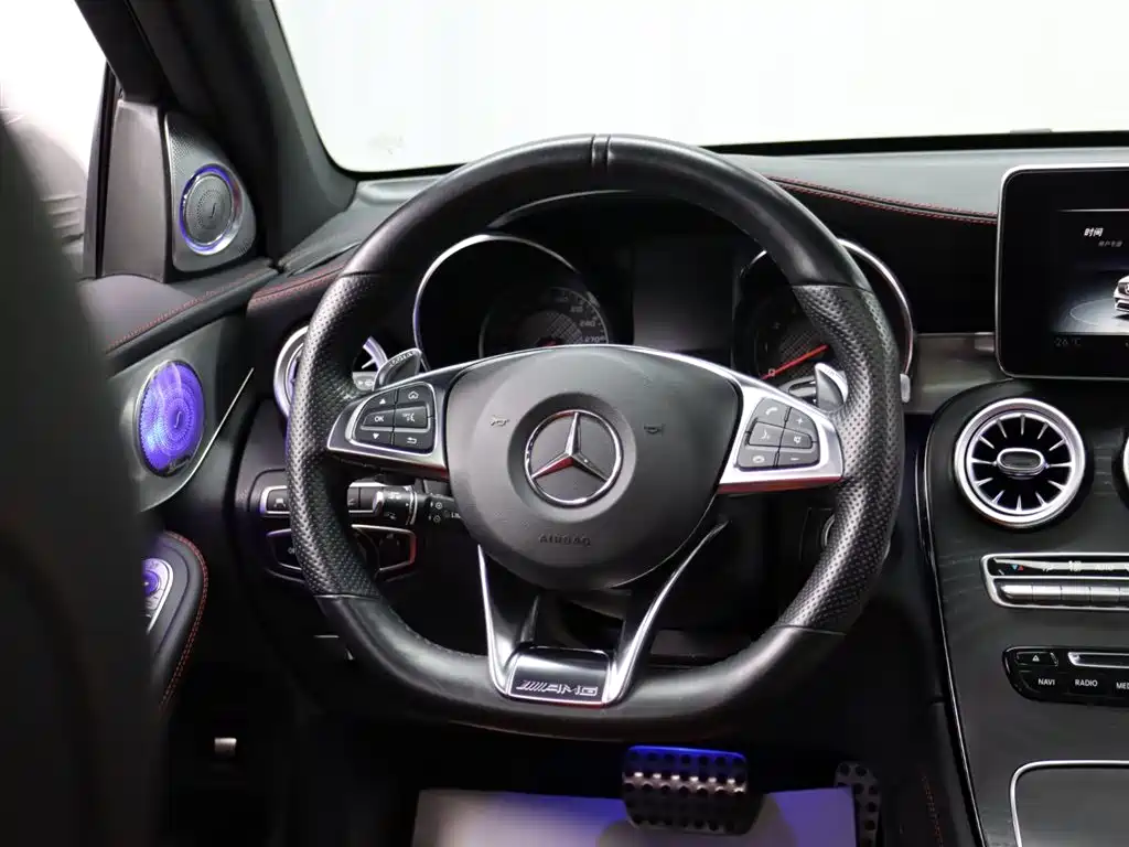 MERCEDES-BENZ GLC AMG