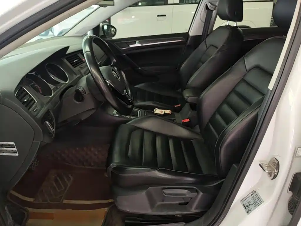 Volkswagen Golf — миниатюра 15