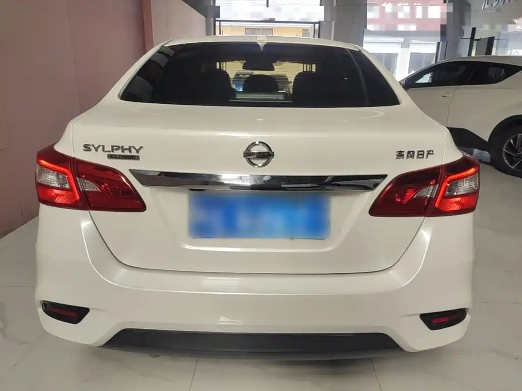 Nissan Sylphy — миниатюра 6
