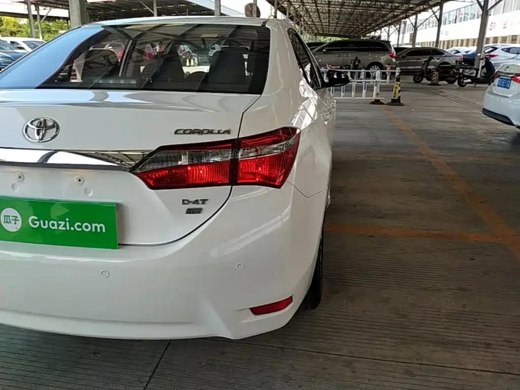 Toyota Corolla — миниатюра 8