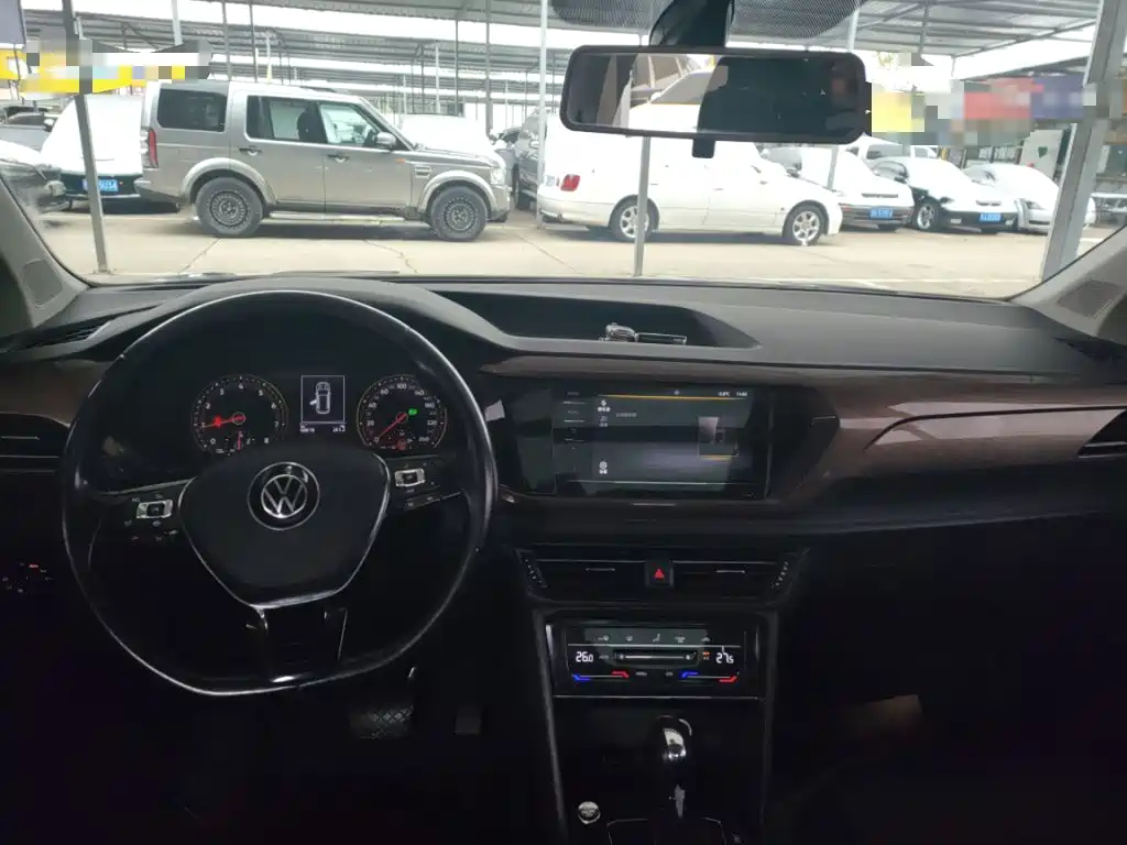 Volkswagen Tharu — миниатюра 10