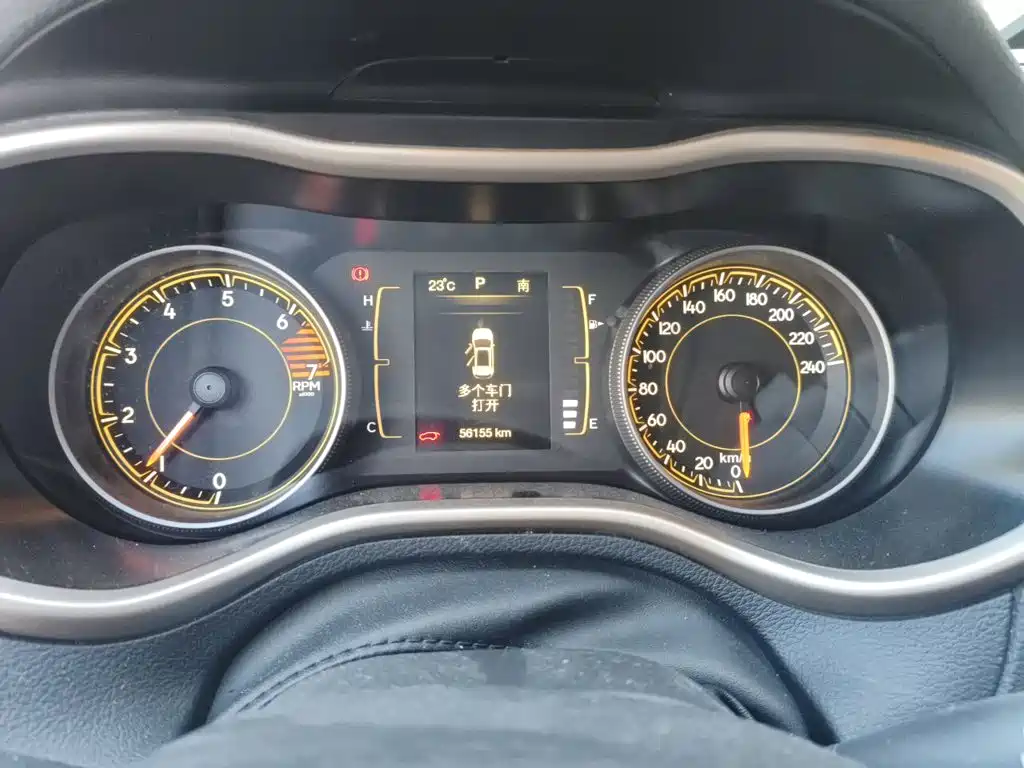 Jeep Cherokee — миниатюра 12