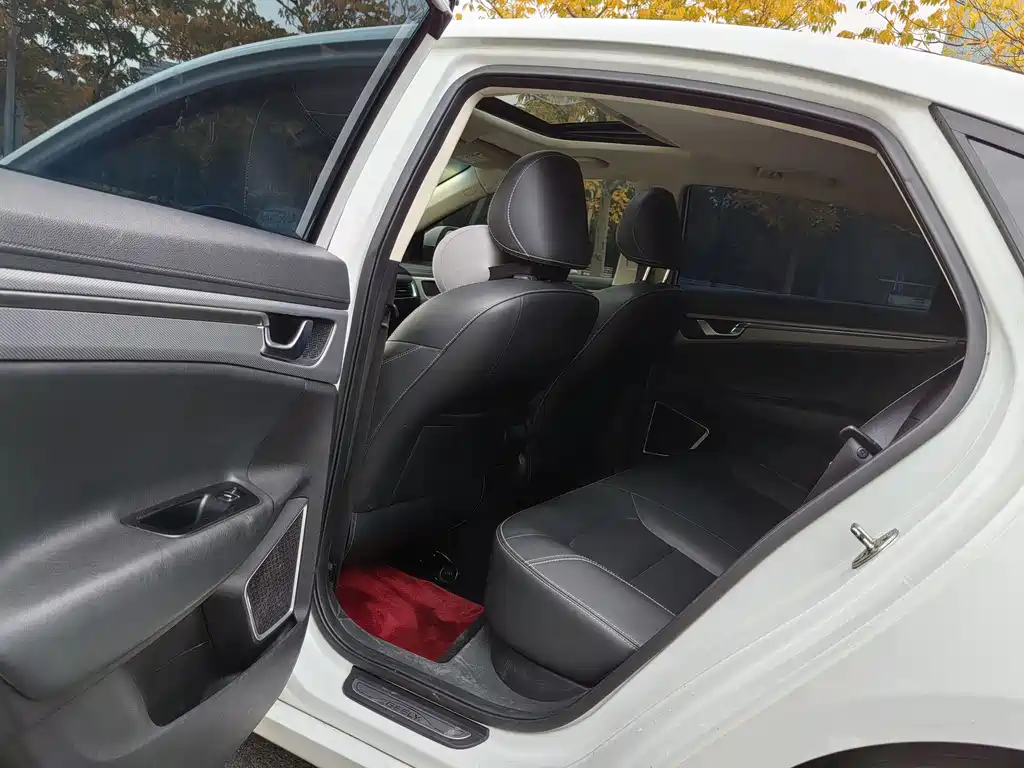 GEELY AUTOMOBILE EMGRAND GL