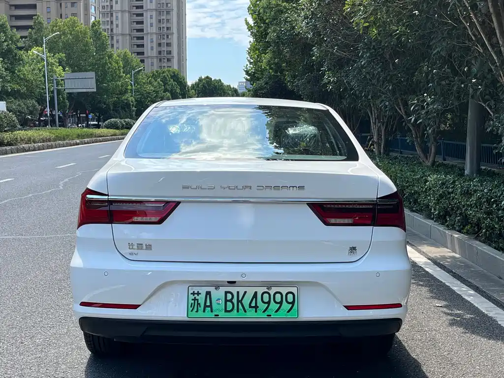 BYD Qin NEV — миниатюра 5