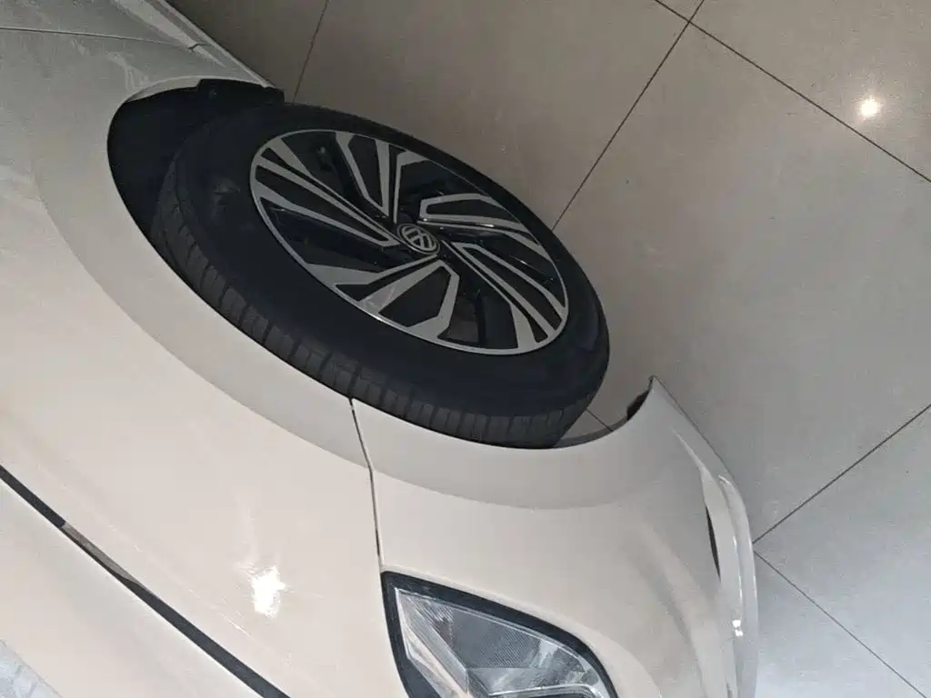 Volkswagen Sagitar — миниатюра 23
