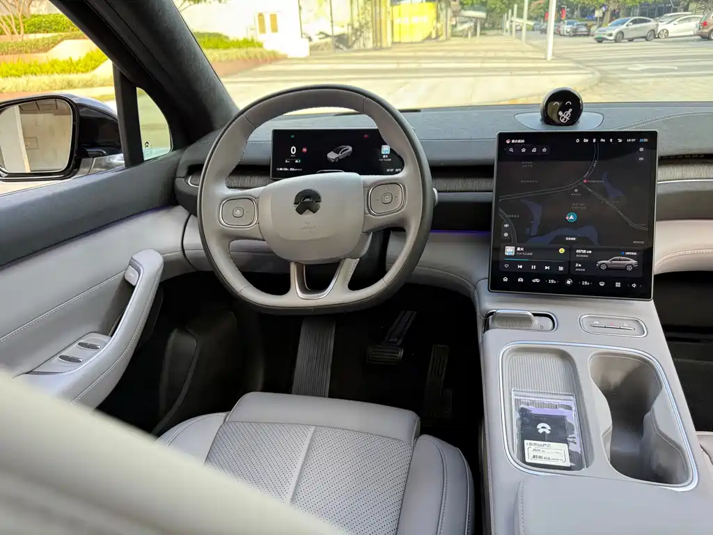 NIO EC6 — миниатюра 13