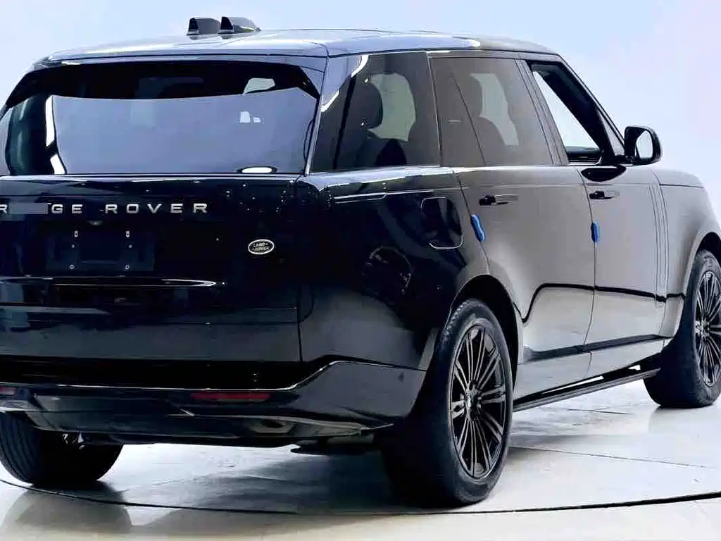 Land Rover Range Rover 2023 3.0 L6 400PS мест Long Wheelbase