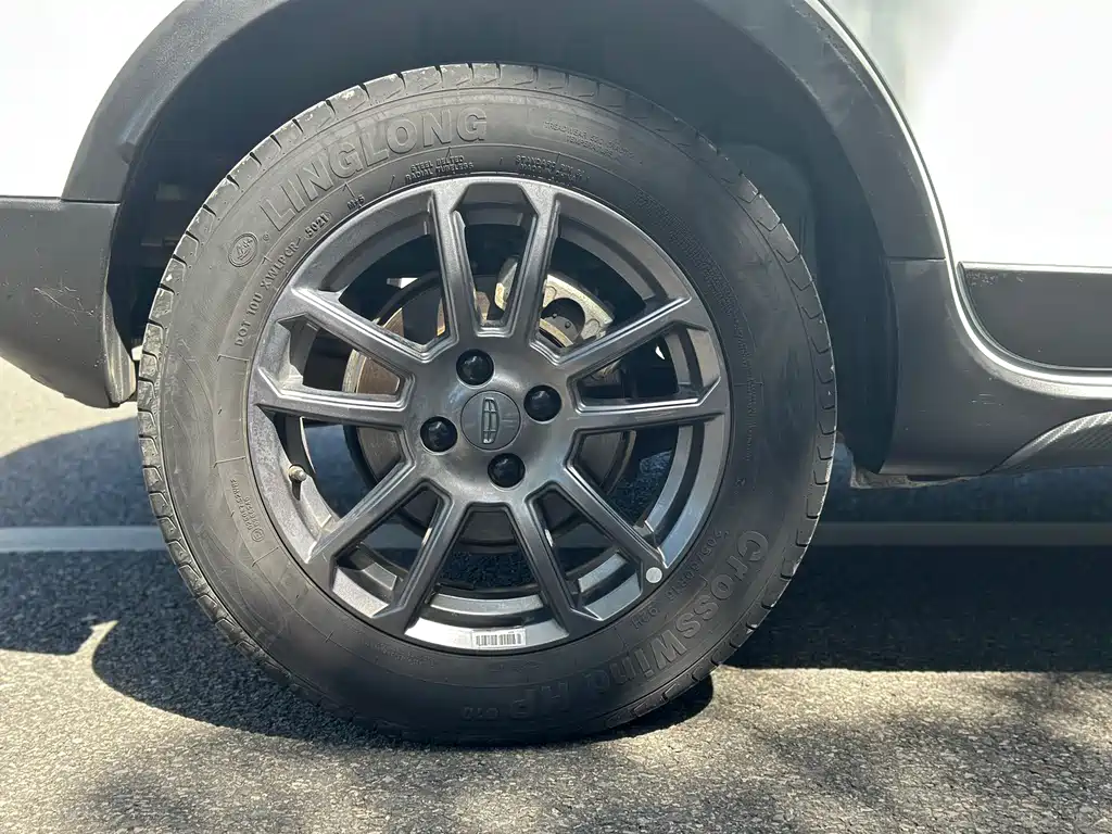 GEELY AUTOMOBILE VISION X3