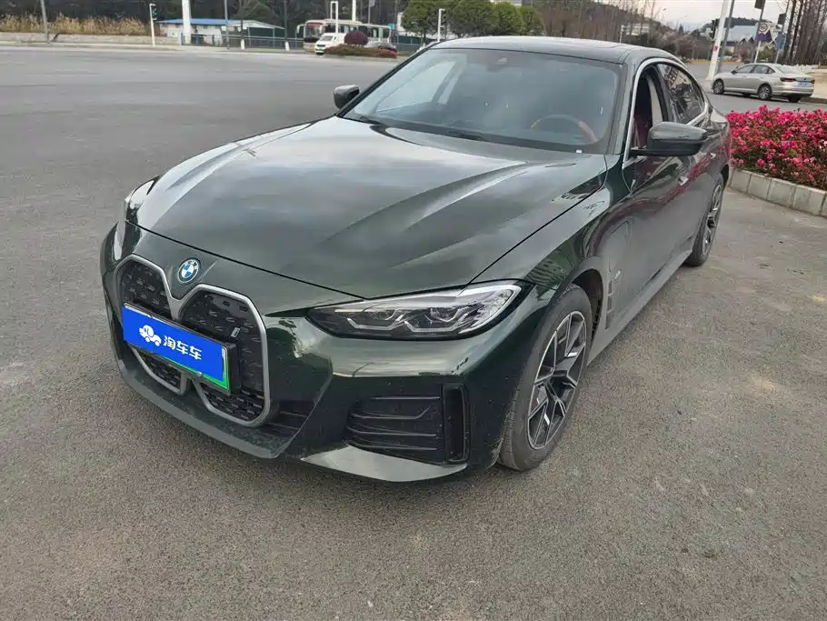 BMW I4