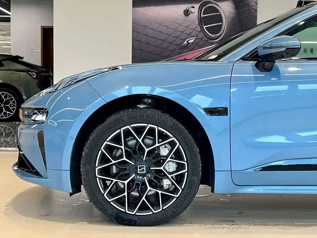 ZEEKR EXTREME KRYPTON 001