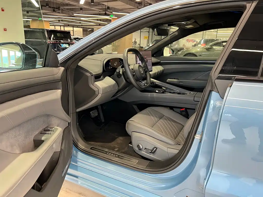 ZEEKR EXTREME KRYPTON 001