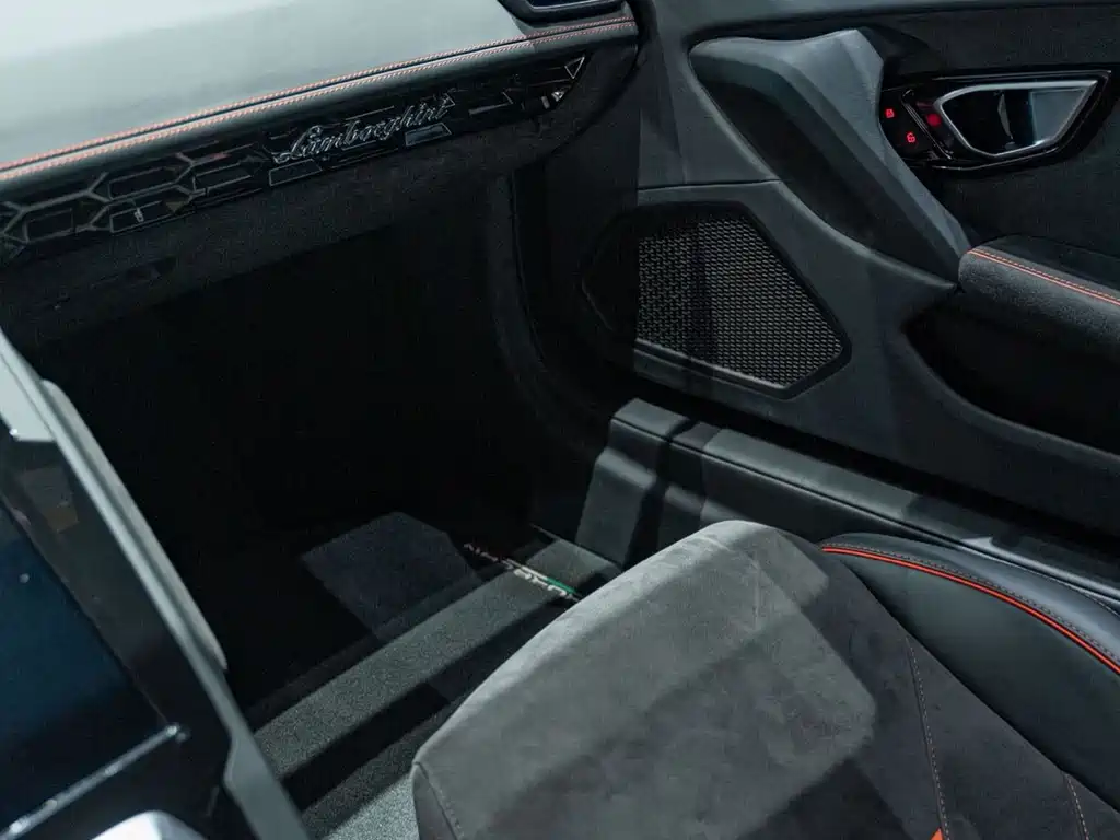 LAMBORGHINI HURACÁN