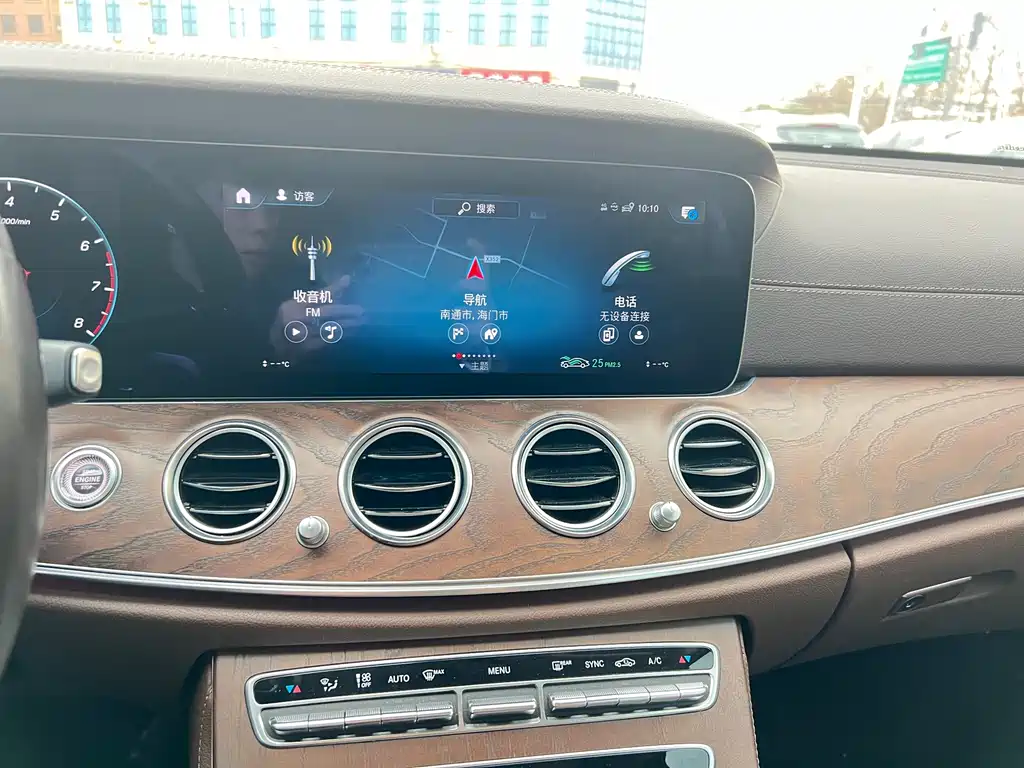 MERCEDES-BENZ E CLASS