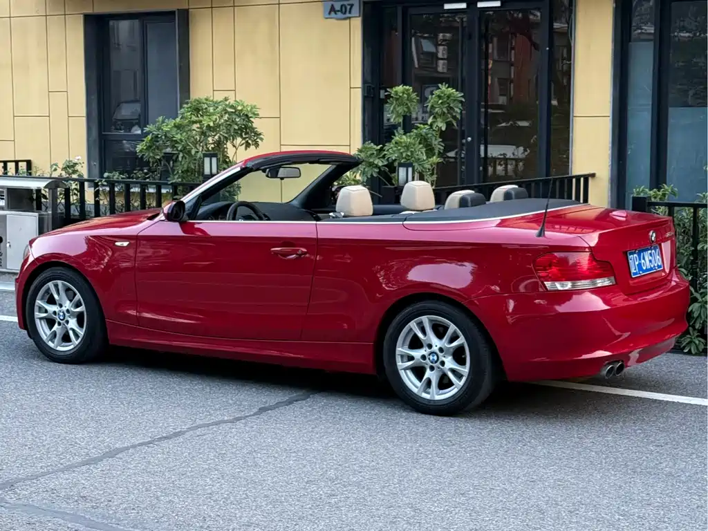 BMW 1 Series (Import) — миниатюра 6