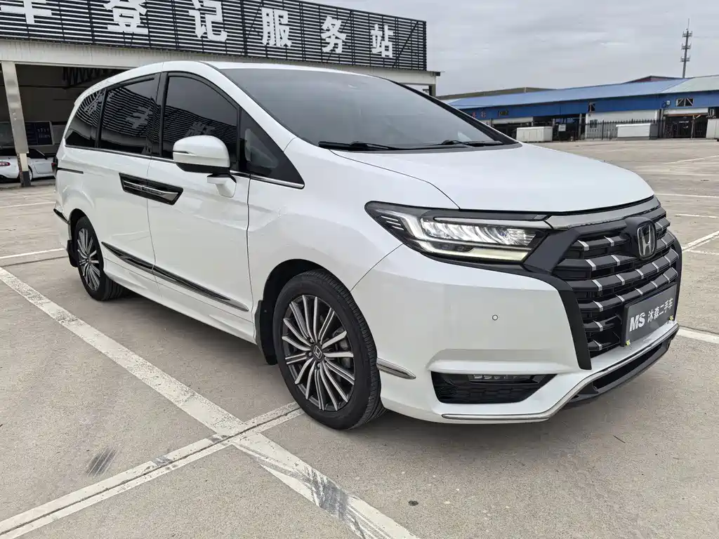 Honda Elysion — миниатюра 3