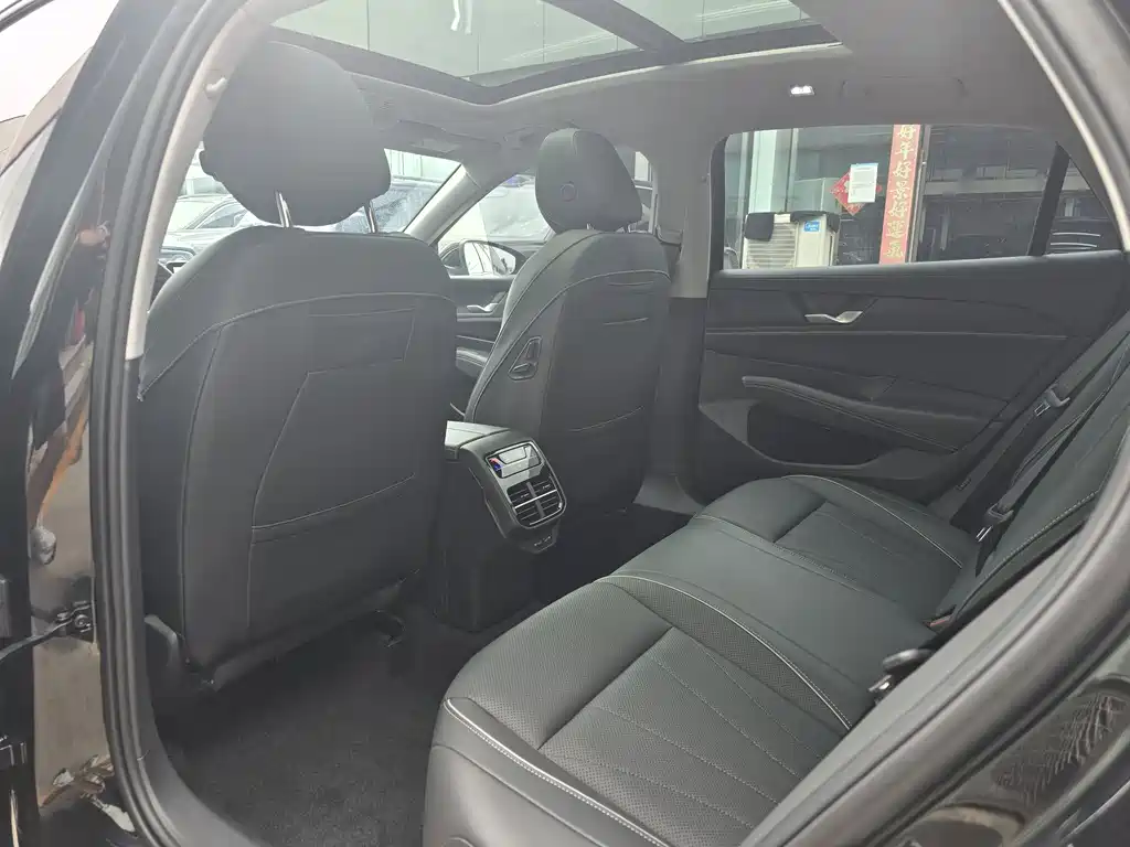 Volkswagen Passat 2026 Pro 380TSI