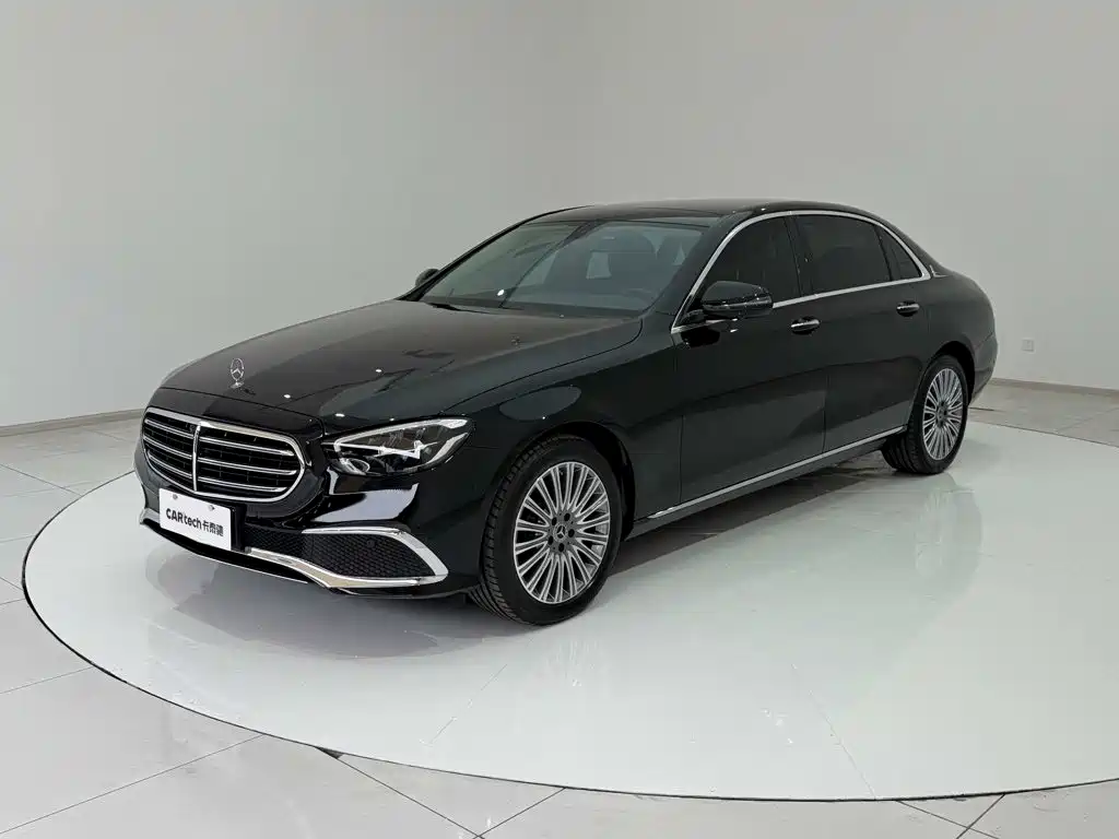 Mercedes-Benz E-Class — миниатюра 21