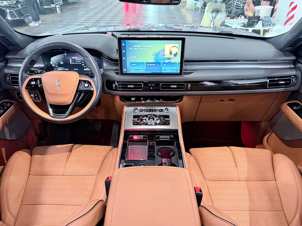 Lincoln Aviator — миниатюра 8