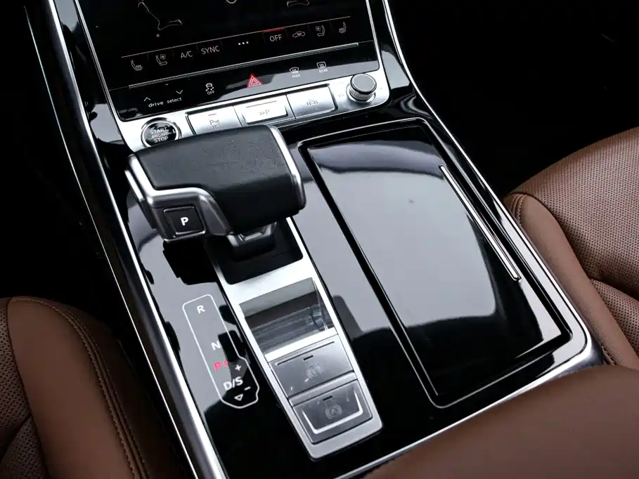 Audi Q7 — миниатюра 10