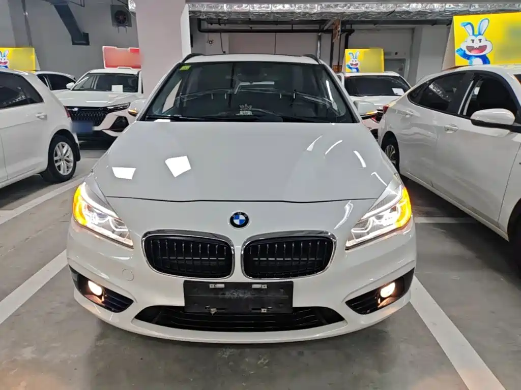 BMW 2 Series Active Tourer (Import) — миниатюра 3