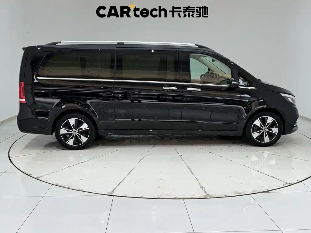 Mercedes-Benz V-Class — миниатюра 18