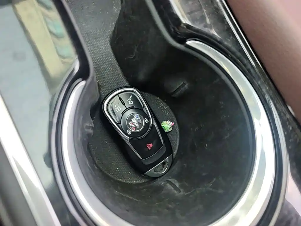 Buick Envision Plus — миниатюра 12