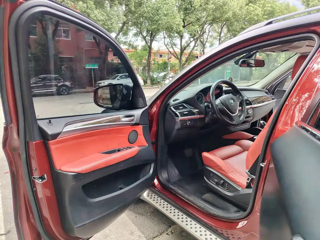 BMW X6 — миниатюра 5