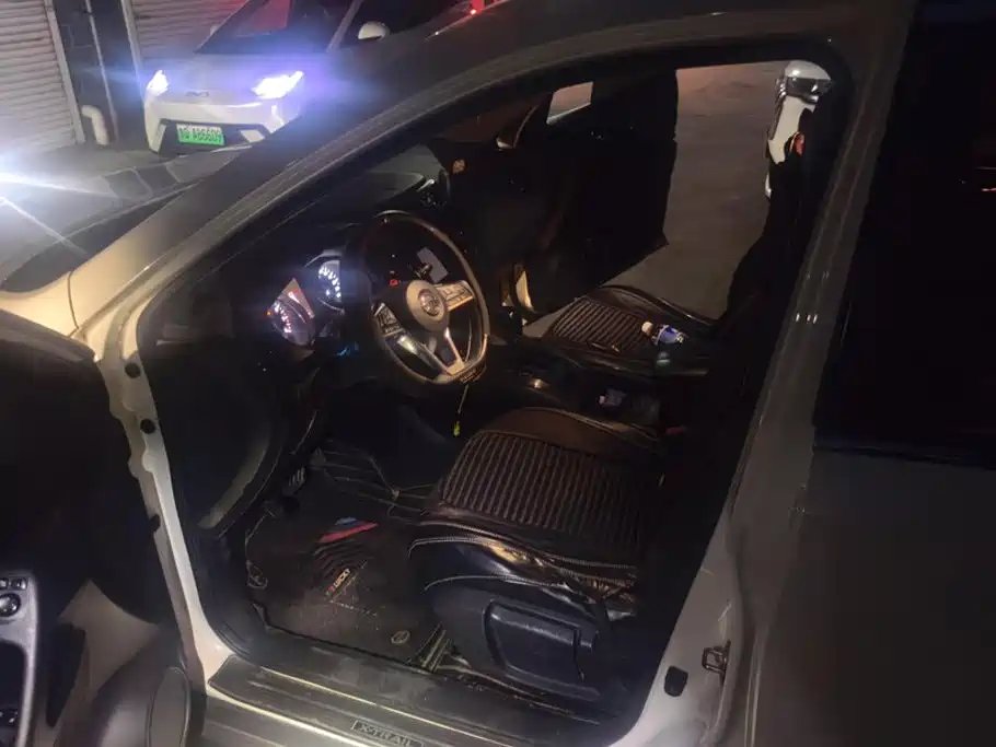 Nissan X-Trail — миниатюра 9